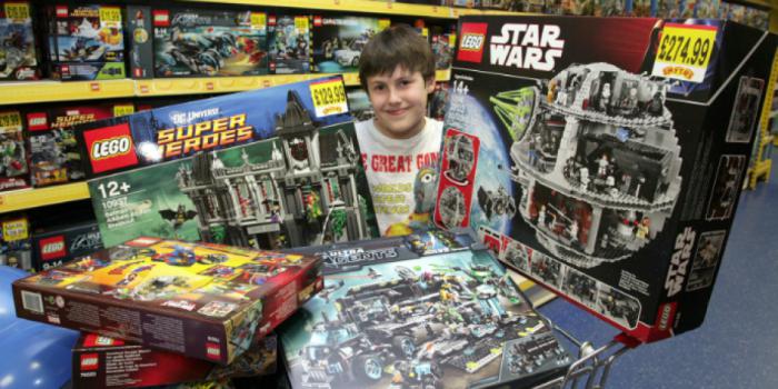 Ce să dea un băiat de 12 ani: idei de cadouri