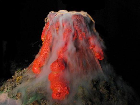cum să faci un vulcan de plastilină