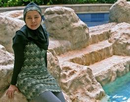 Burkini - costume de baie închise musulmani