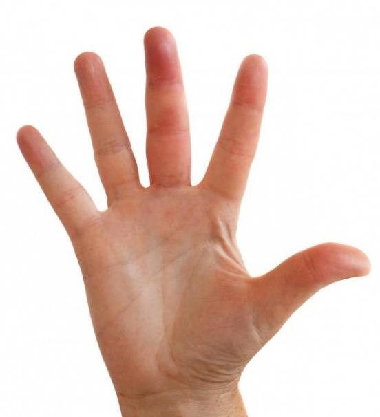 De ce degetele de pe brațul drept cresc prost